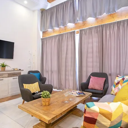Sunstay Newly Refurbished Apartament